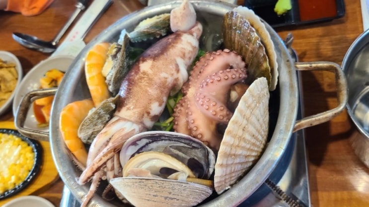  화성맛집 향남맛집 푸짐한 해산물이 가득한 해물뚝배기가 있는 오라방