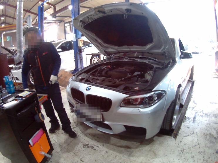  김포 구래동 자동차 수리 잘하는 코어모터스 BMW 520D 엔진오일 교환