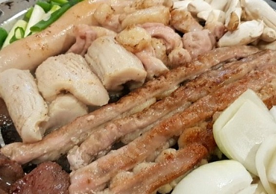  곱창에 곱도가득! 서비스도 듬뿍! 제주연동 맛집 제주한우곱창!