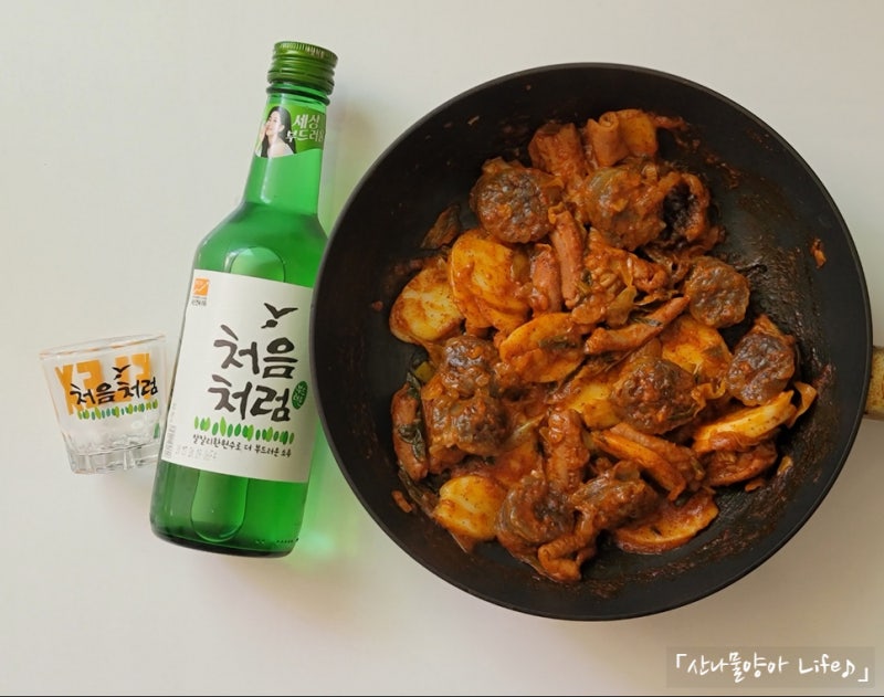 노브랜드 순대곱창볶음 가성비 칼칼한게 소주 안주로 좋아!