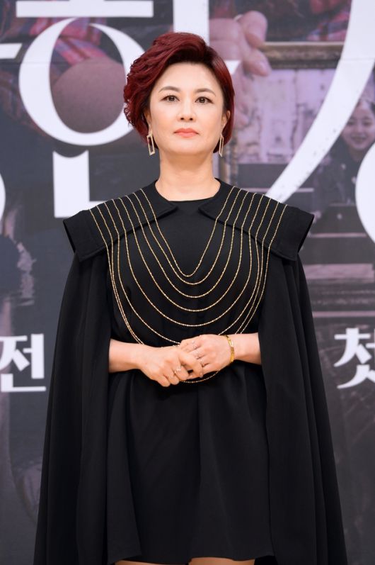 배우 김혜선, 세번째 결혼 파경설!? 소속사 침묵... 배우 김혜선, 세번째 결혼 파경설!? 소속사 침묵...