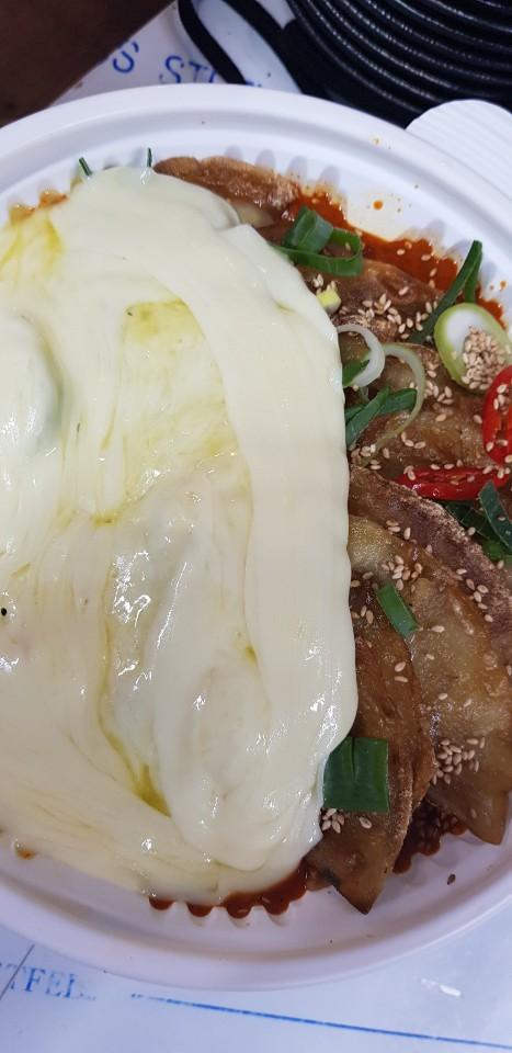  해운대송정동닭발집 소중한 맛점