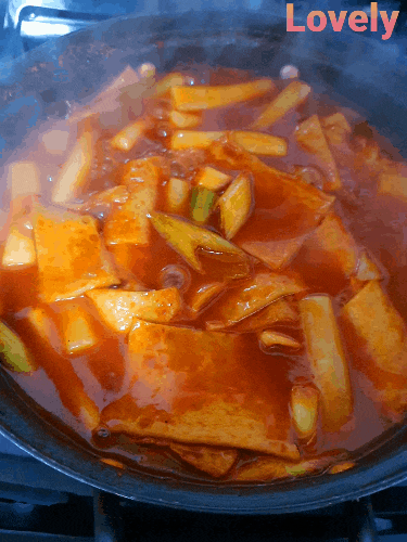 점심메뉴 떡볶이 너로 정했다~!