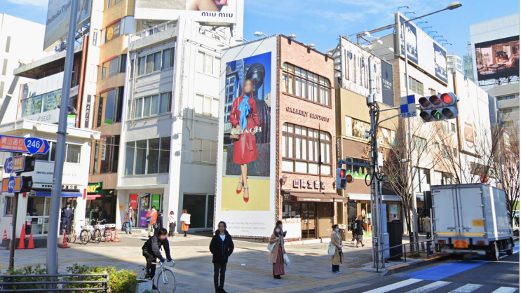 [일본 도쿄 가이엔마에 오모테산도] 2020년 11월 옥외광고