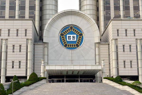 <b>유디치과</b> 대표, '1인 1개소 병원 원칙위반' 혐의 1심 벌금형... 