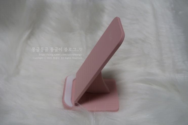  무선충전기/리큐엠 고속무선충전기/거치대까지 되니 넘 편해요!! 