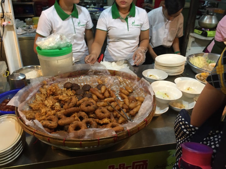 미얀마 한인타운 & 야시장 미얀마 한인타운 & 야시장