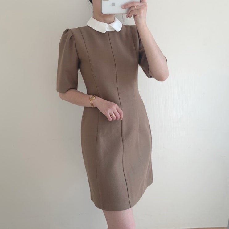  연말 원피스, 반팔 울 모직 카라 원피스