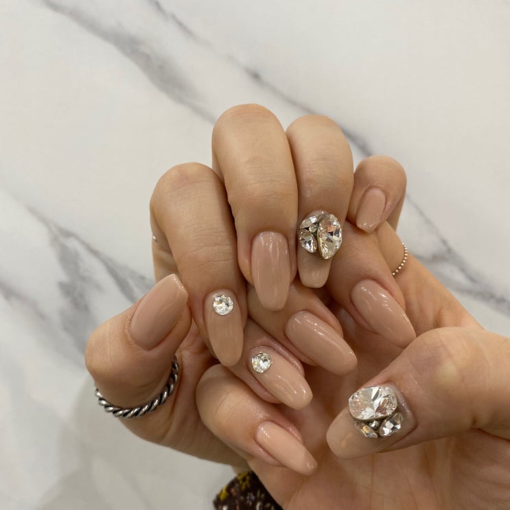  [ NAIL UPDATE ! ] ⁺⋆₊ 상수역네일 방문 솔직 후기 ⁺⋆⋆⁺₊