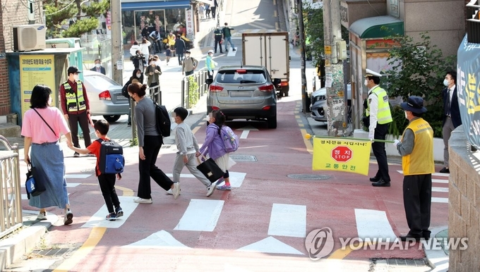 숨고르기 들어갔나...운전자보험 인기 ‘주춤’