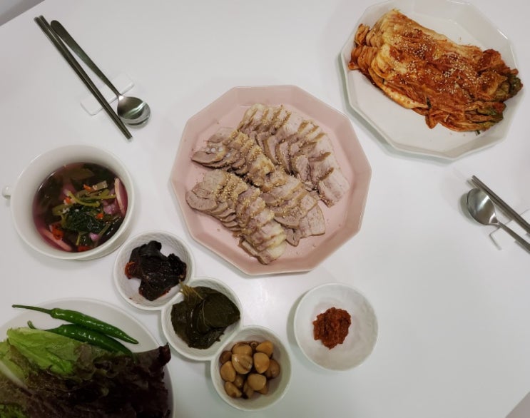  돼지수육삶는법 삶는시간 김장김치로 맛있게 보쌈 즐기기
