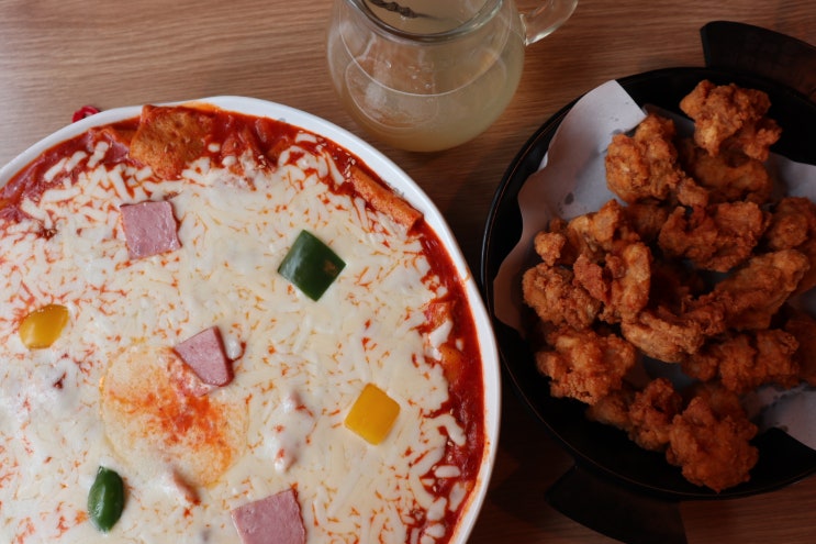  고대 맛집/안암 맛집 - 유자유 : 라떼는 말이야~ 새내기면 다 유자유에 김치떡볶이를 먹었다구우우우