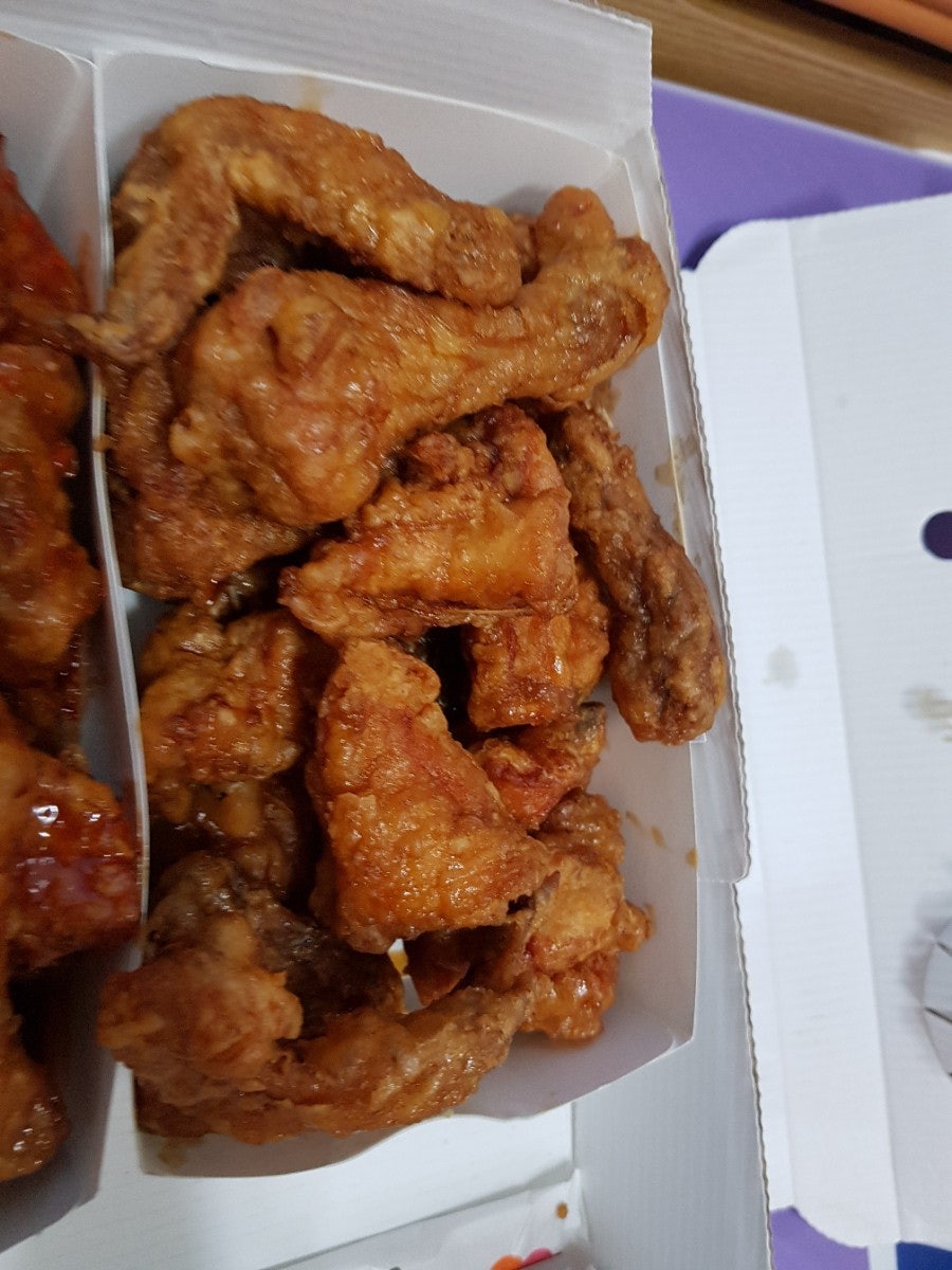 호식이두마리치킨 금호지구점 사진 3