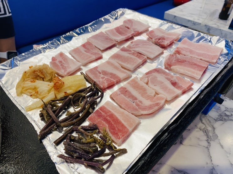 신림 냉동삼겹살 + 항정살 맛집 “삼삼당” 신림 냉동삼겹살 + 항정살 맛집 “삼삼당”
