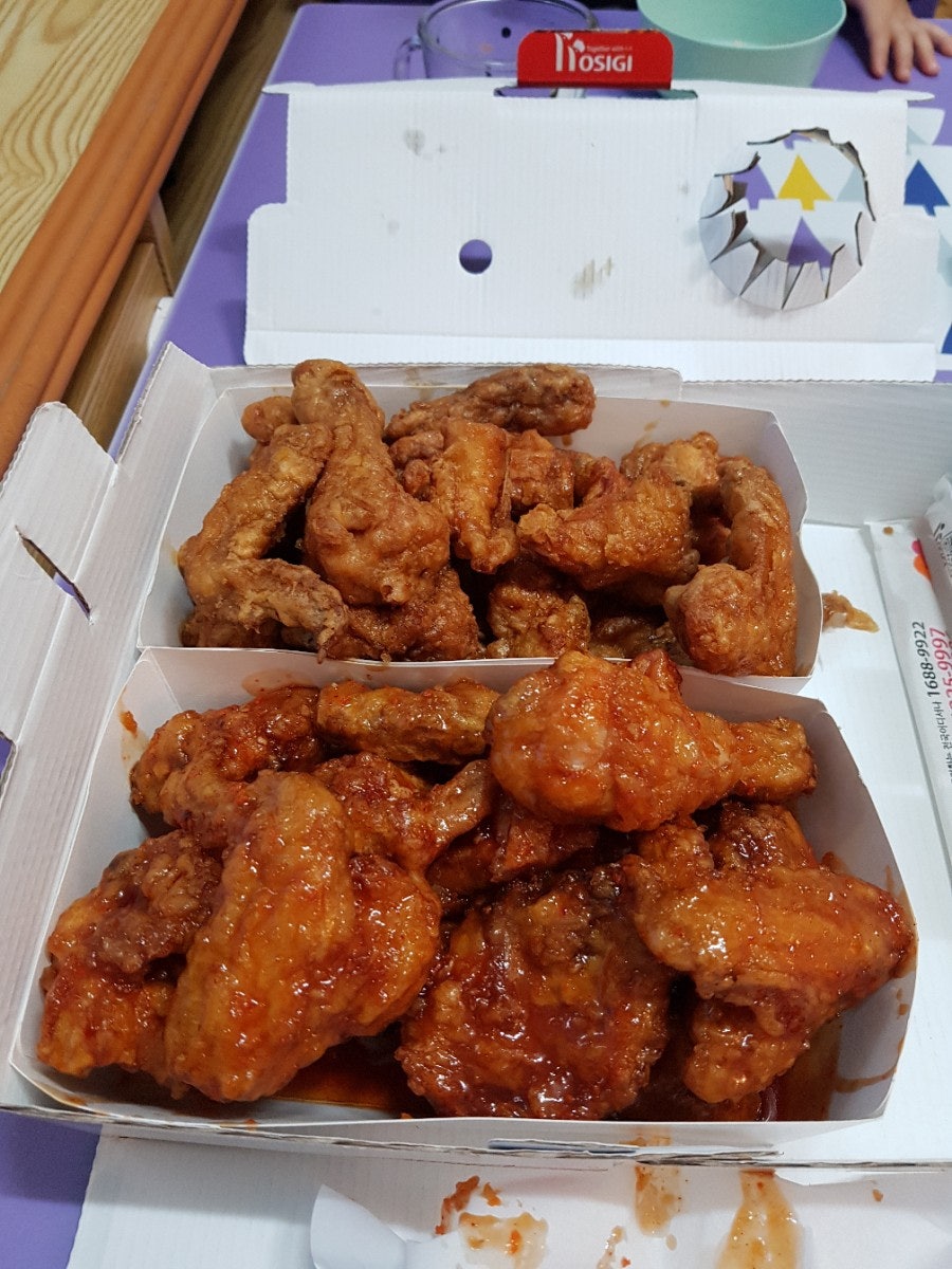 호식이두마리치킨 금호지구점 사진 5