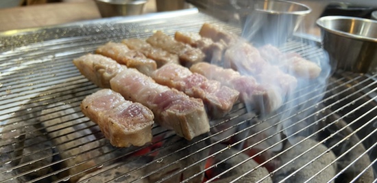 [망원 맛집] 고기가 땡긴다면 무조건 망원동고기집으로!