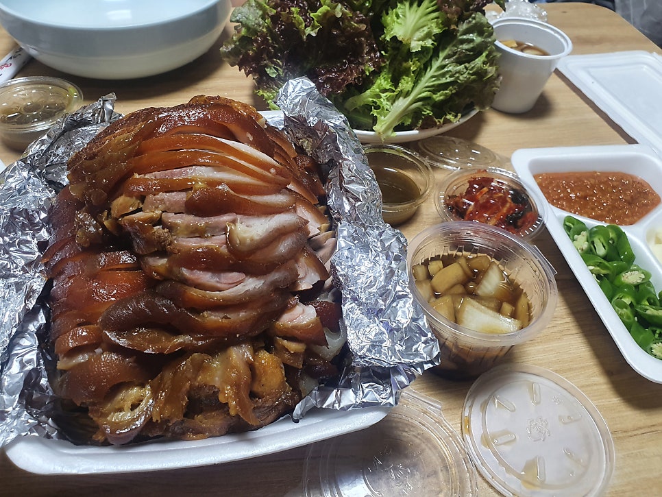 서남왕족발 범어점 사진 3