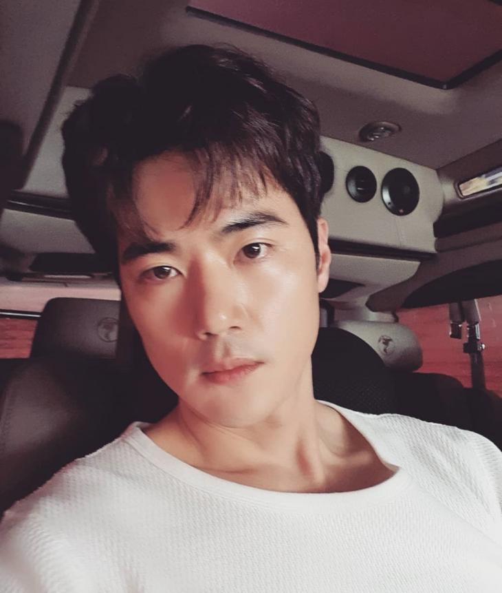 김강우 나이 아내 부인 와이프 직업 한무영 결혼 자녀 가족 고향 김강우 나이 아내 부인 와이프 직업 한무영 결혼 자녀 가족 고향