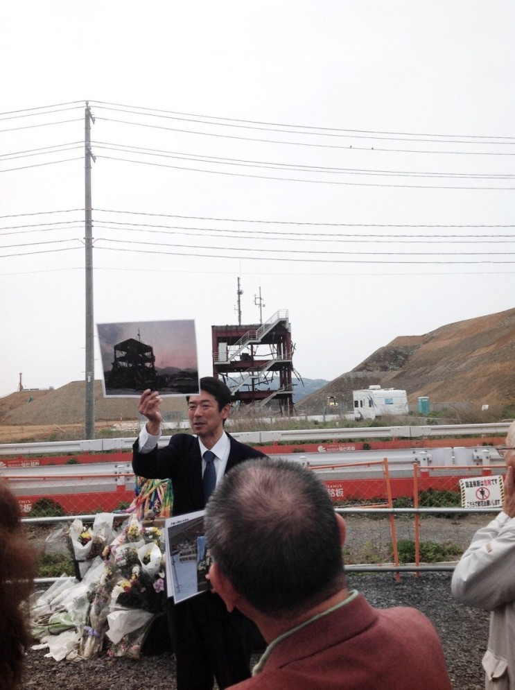 일본동북대지진 이후 -후쿠시마로 이전하면 2천만원 지급하겠다는 일본정부
