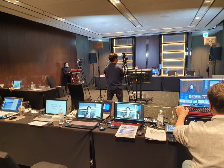 비대면 온라인 온텍트 줌 화상회의 영상 송출 운영 업체 비대면 온라인 온텍트 줌 화상회의 영상 송출 운영 업체