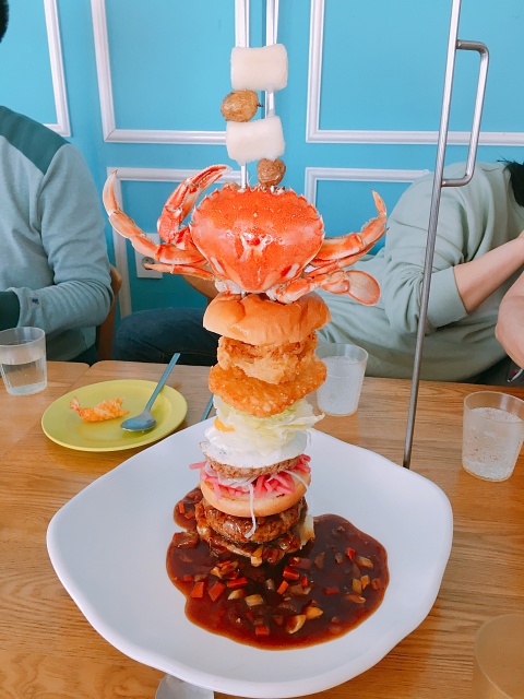  점보빌리지근처 수제버거 - 빨간모자마법사