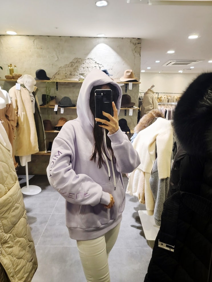 무신사 후드티 미뇽네프 기모소재로 예쁜 오버핏을 무신사 후드티 미뇽네프 기모소재로 예쁜 오버핏을