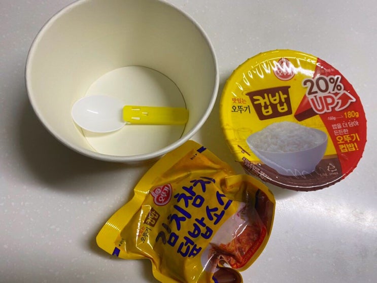 오뚜기 컵밥 김치참치덮밥