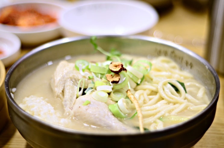 대구 현대아울렛 맛집 동대구역 맛집 현풍닭칼국수 신천점에서 몸보신 했어요