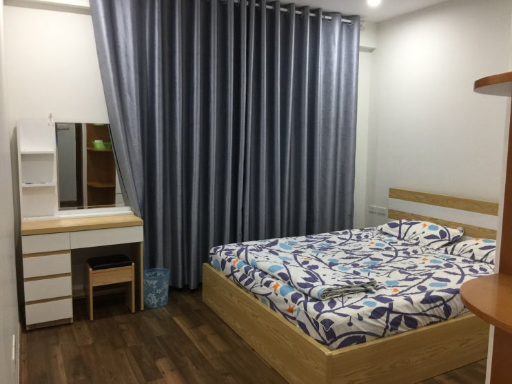  하노이 골드마크시티 R2 26층 2룸 풀옵션 1200만동