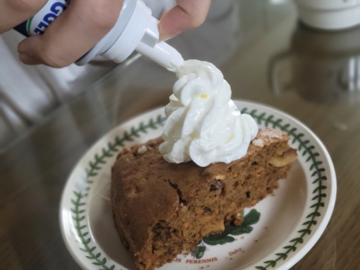  투떰!보다 맛있는 당근케이크