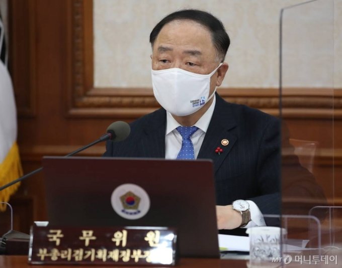 약달러, 반전은 없다…"내년까지 20% 더 떨어질 것" 약달러, 반전은 없다…"내년까지 20% 더 떨어질 것"