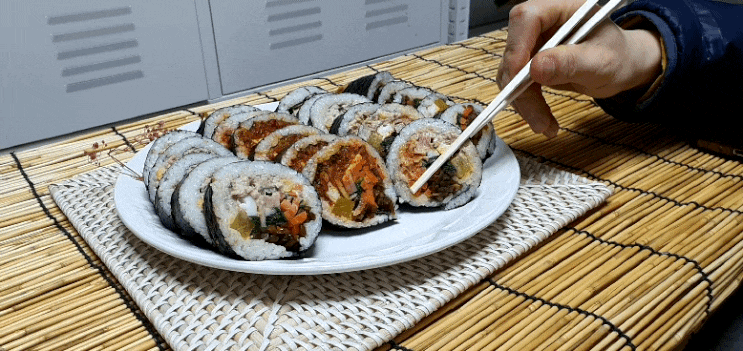  솔직후기)sns에서 난리 난 거기가 바로 이 곳 진김밥