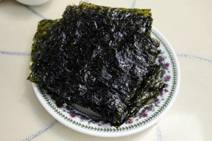  구운김 맛김 생들기름이 들어간 건강한밥상 맛있는 김
