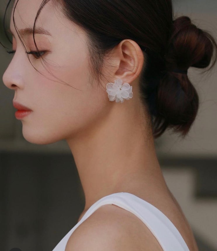 신부 웨딩 헤어 스타일 /순수청담본점 / 순수웨딩 / 웨딩업스타일 / 청담동미용실/결혼준비 신부 웨딩 헤어 스타일 /순수청담본점 / 순수웨딩 / 웨딩업스타일 / 청담동미용실/결혼준비