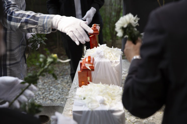 무연시대, 보편화된 공영장례가 필요하다 무연시대, 보편화된 공영장례가 필요하다