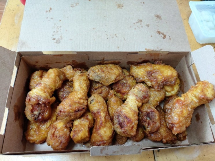  교촌치킨 대방1호점