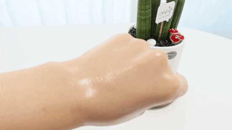  여드름연고 보다 블랑 흔적크림 수분폭발!