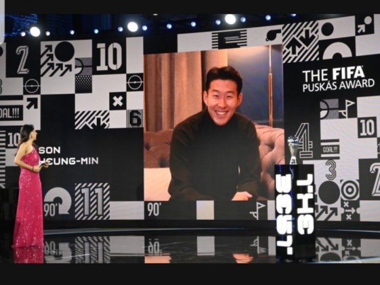  손흥민, FIFA 푸스카스 상 수상…한국 선수 최초