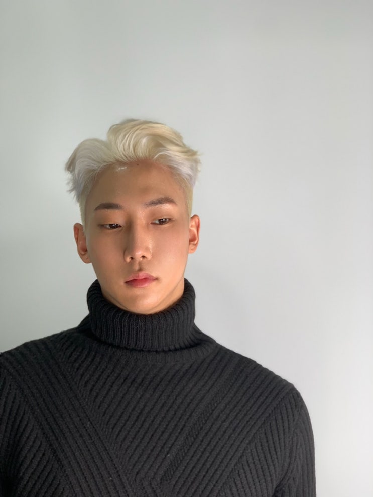  남자백금발머리 뿌리가 자라면?! 실버샴푸로 토닝하기