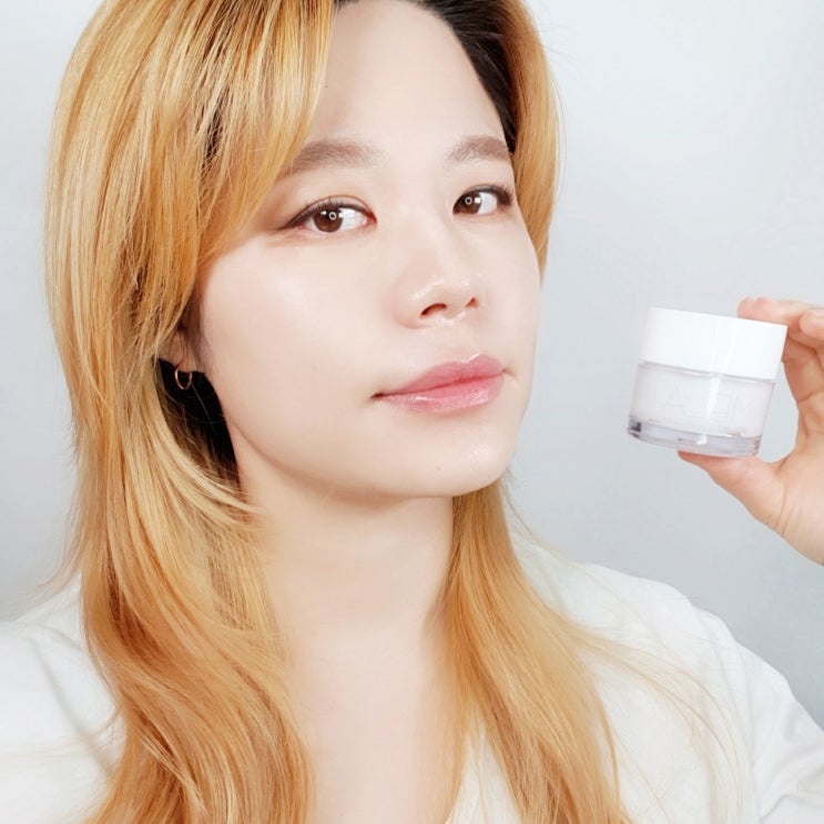  한조컬렉션 브라이트닝 크림으로 광나는 피부!
