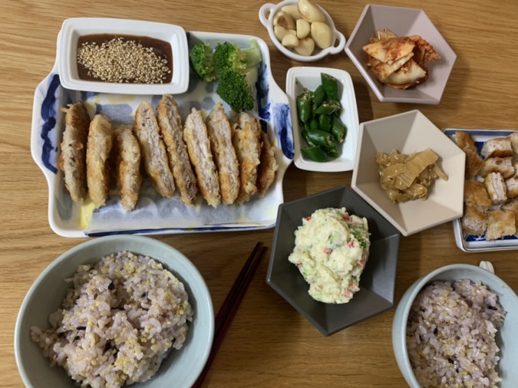  김성훈도자기 육각미니볼 반찬접시와 데일리식탁