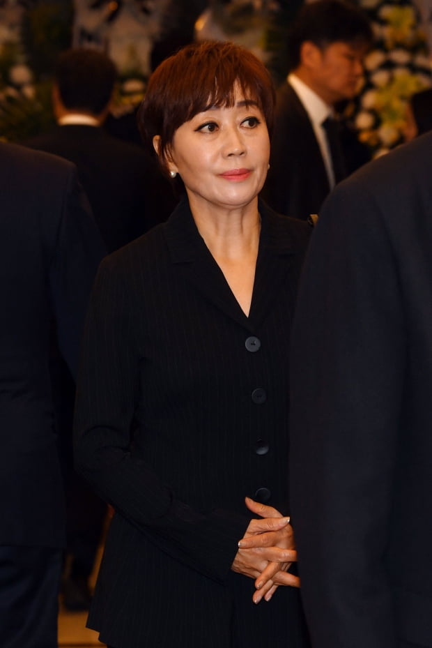  하춘화 나이 전남편 이혼 재혼 결혼 고향 노래 가족 자녀