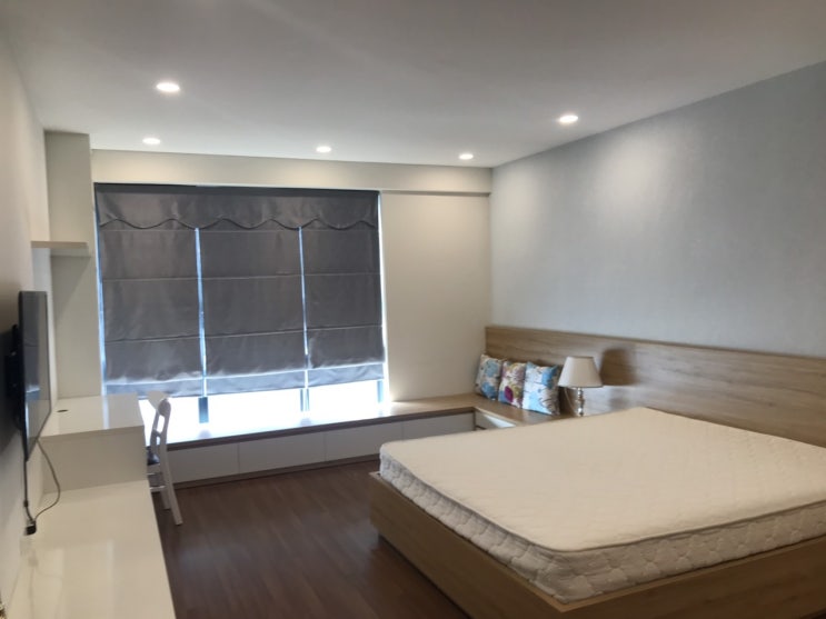  골드마크시티 R4 35층 4룸 풀옵션 1250$