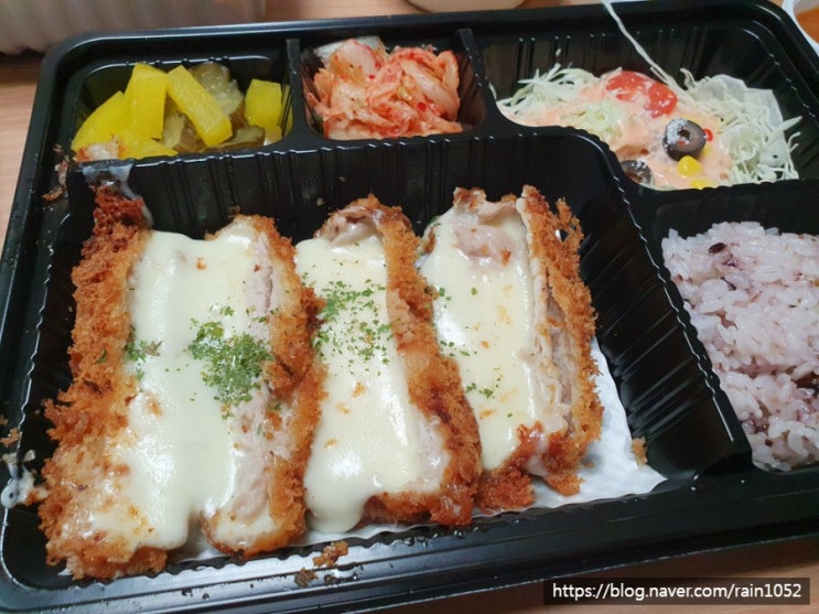 [이백장돈까스] 부천 맛집 가성비 돈가스 배달 주문했어요!