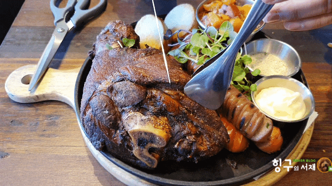  백석역 술집: 벨라시타 맛집 ,술과 요리가 있는 더코너 비스트로