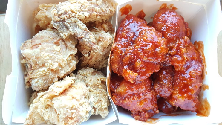  홈파티엔 BHC 치즈볼과 BHC 후라이드반 양념반