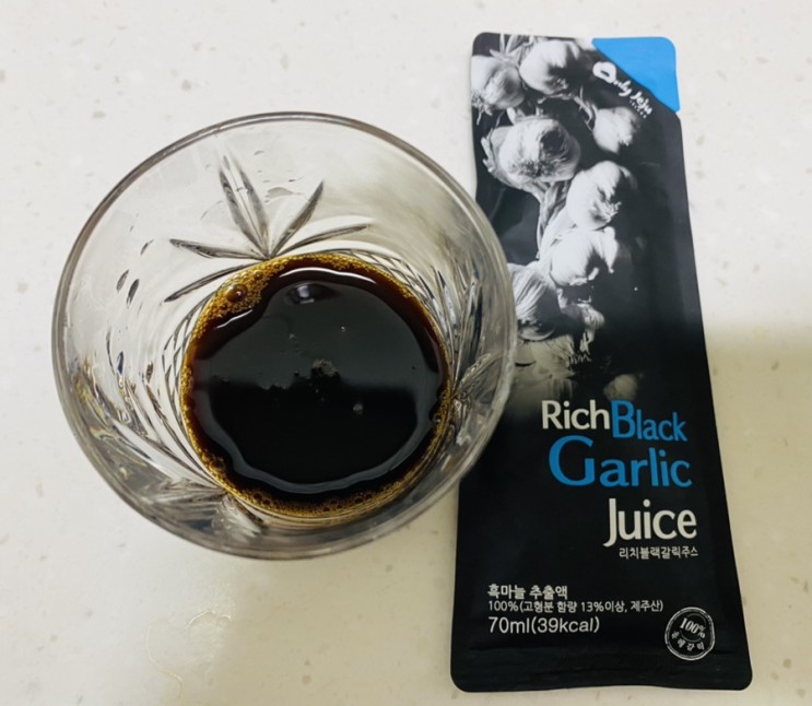 리치블랙 갈릭 - 용암해수로 만든 제주 대정 흑마늘주스