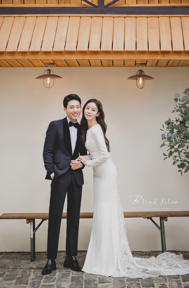  거울과창 웨딩스튜디오의 뉴 샘플 보고 왔어요