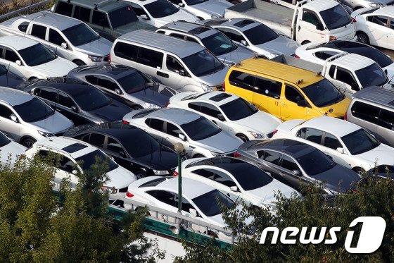 "치료비 전액 주는 대인배상 보험, 경상환자 과잉치료 유인" "치료비 전액 주는 대인배상 보험, 경상환자 과잉치료 유인"