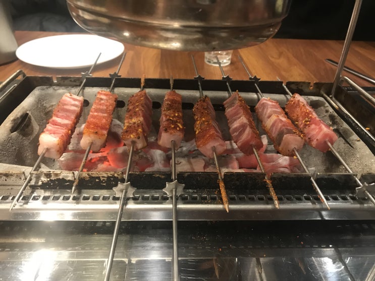 다산동 양꼬치맛있는집: 더램, 냄새 안녕!